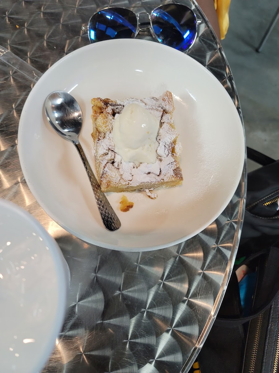 Magnolia Bar And Grill-5